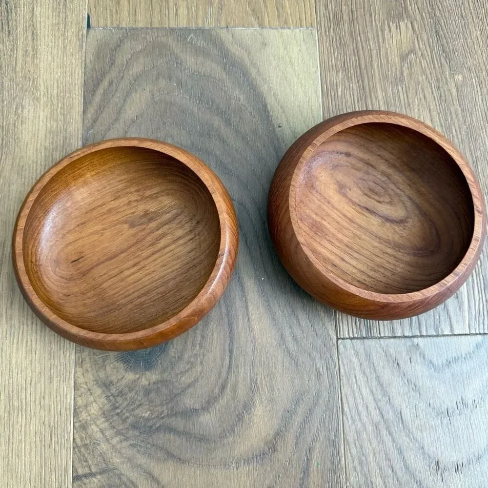2 Vintage Genuine Teak Thailand Salad Bowls